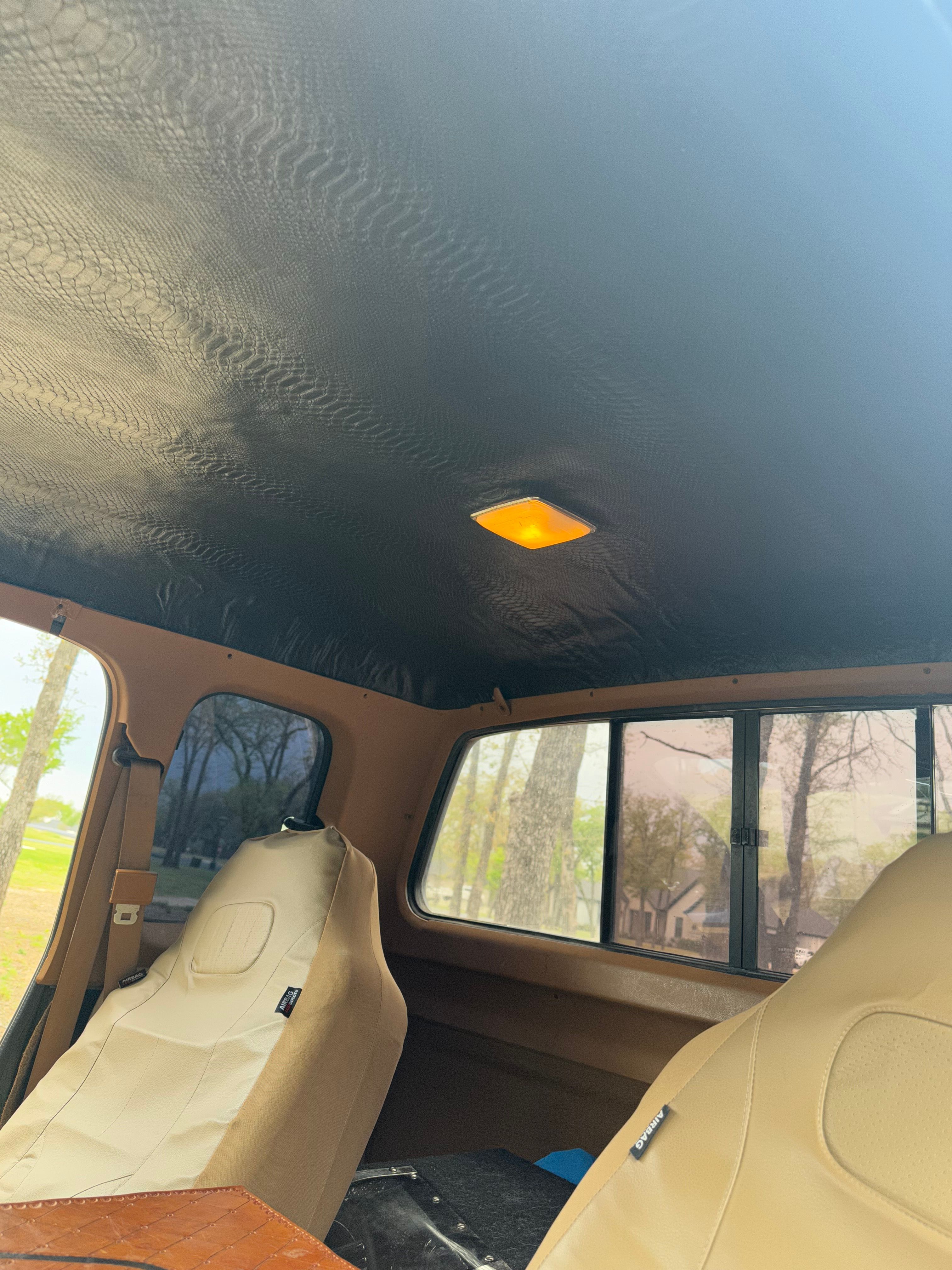 Used 1992 Dodge D/W Truck 350 RWD image 6