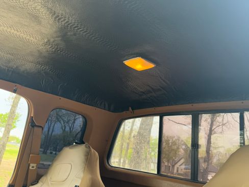 Used 1992 Dodge D/W Truck 350 image 6