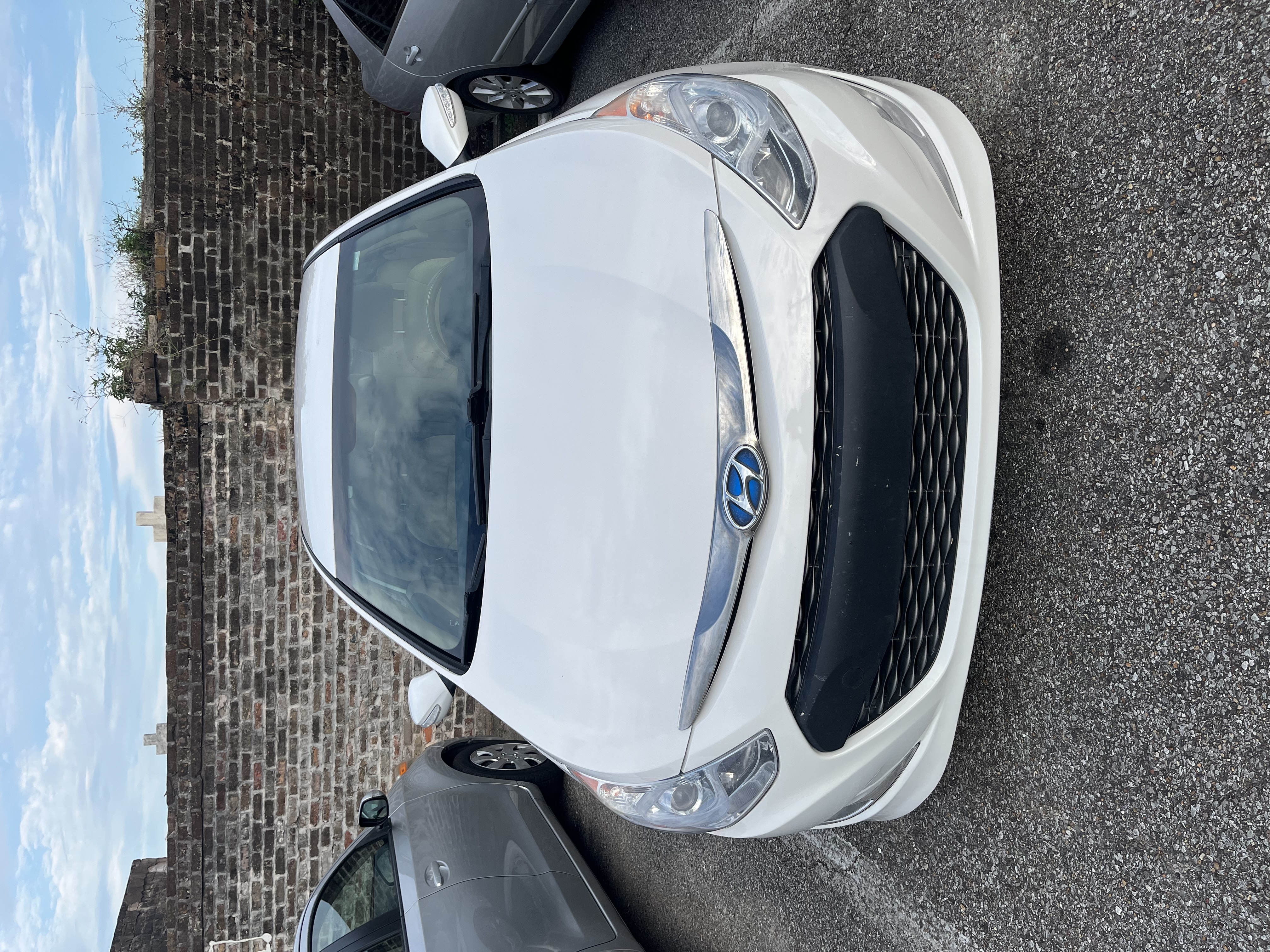 Used 2015 Hyundai Sonata Hybrid FWD image 1