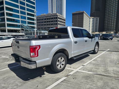 Used 2016 Ford F150 XLT image 8