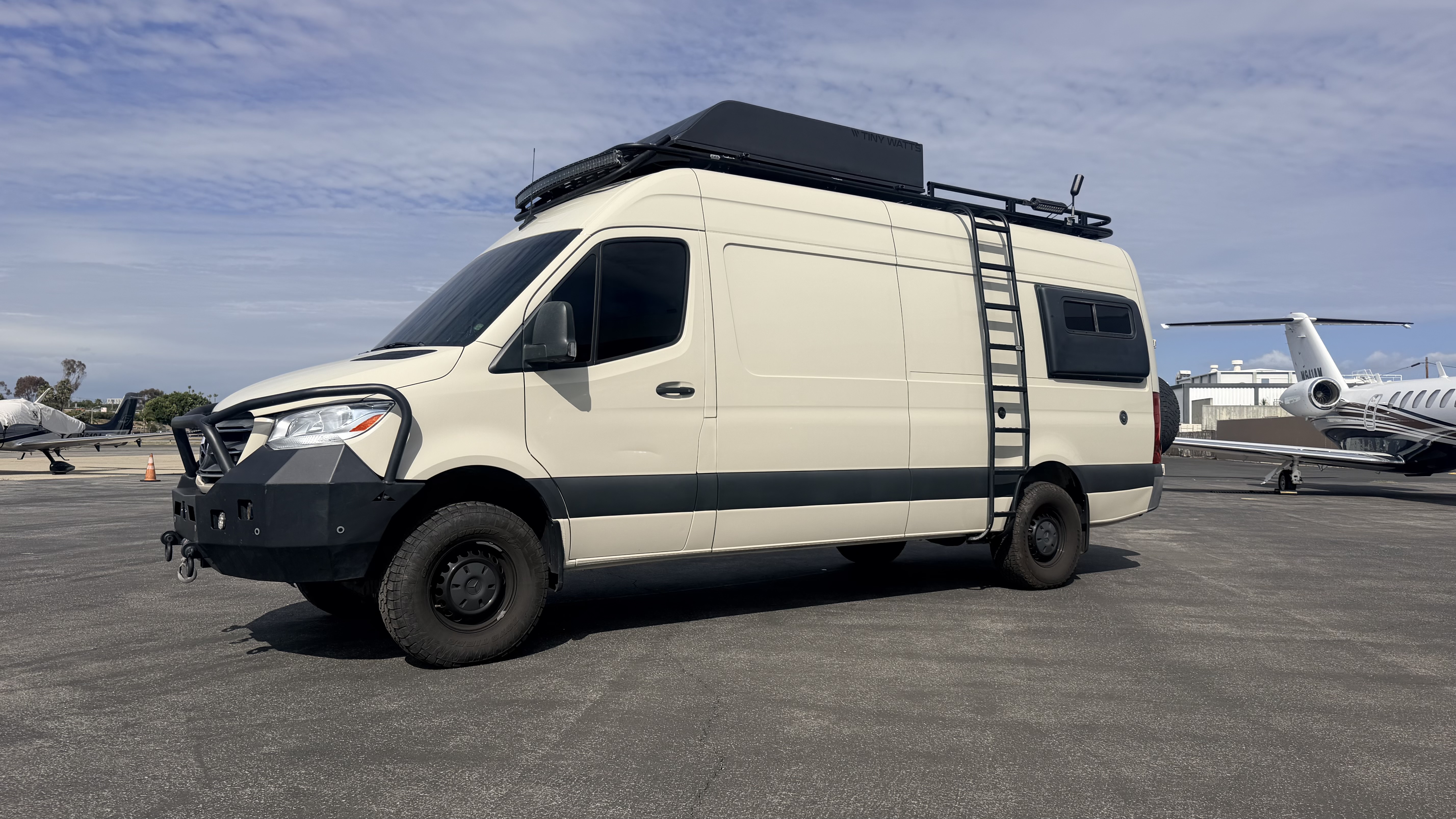 Used 2022 Mercedes-Benz Sprinter 2500 image 1