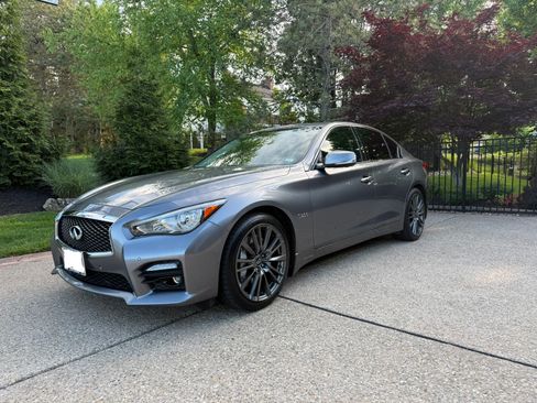 Used 2016 INFINITI Q50 Red Sport 400 AWD/4WD image 1