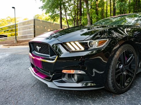 Used 2015 Ford Mustang GT image 16
