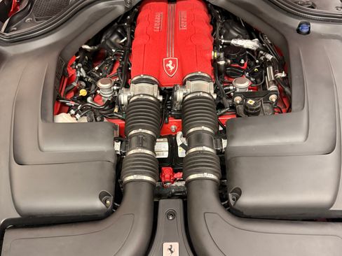 Used 2010 Ferrari California image 15