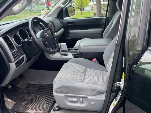 Used 2011 Toyota Tundra 4x4 CrewMax w/ TRD Off-Road Pkg image 11