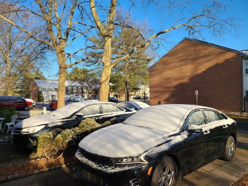 Used 2022 Kia K5 LXS image 6