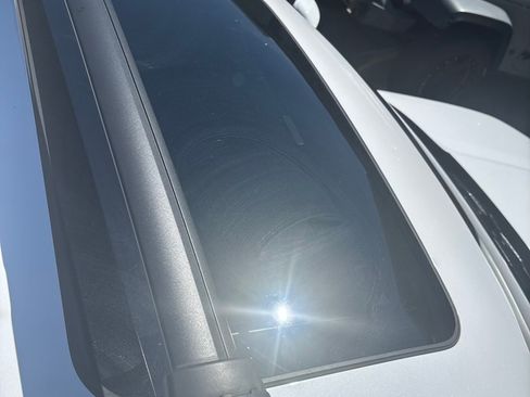 Used 2022 Kia Telluride EX w/ EX Premium Package image 2