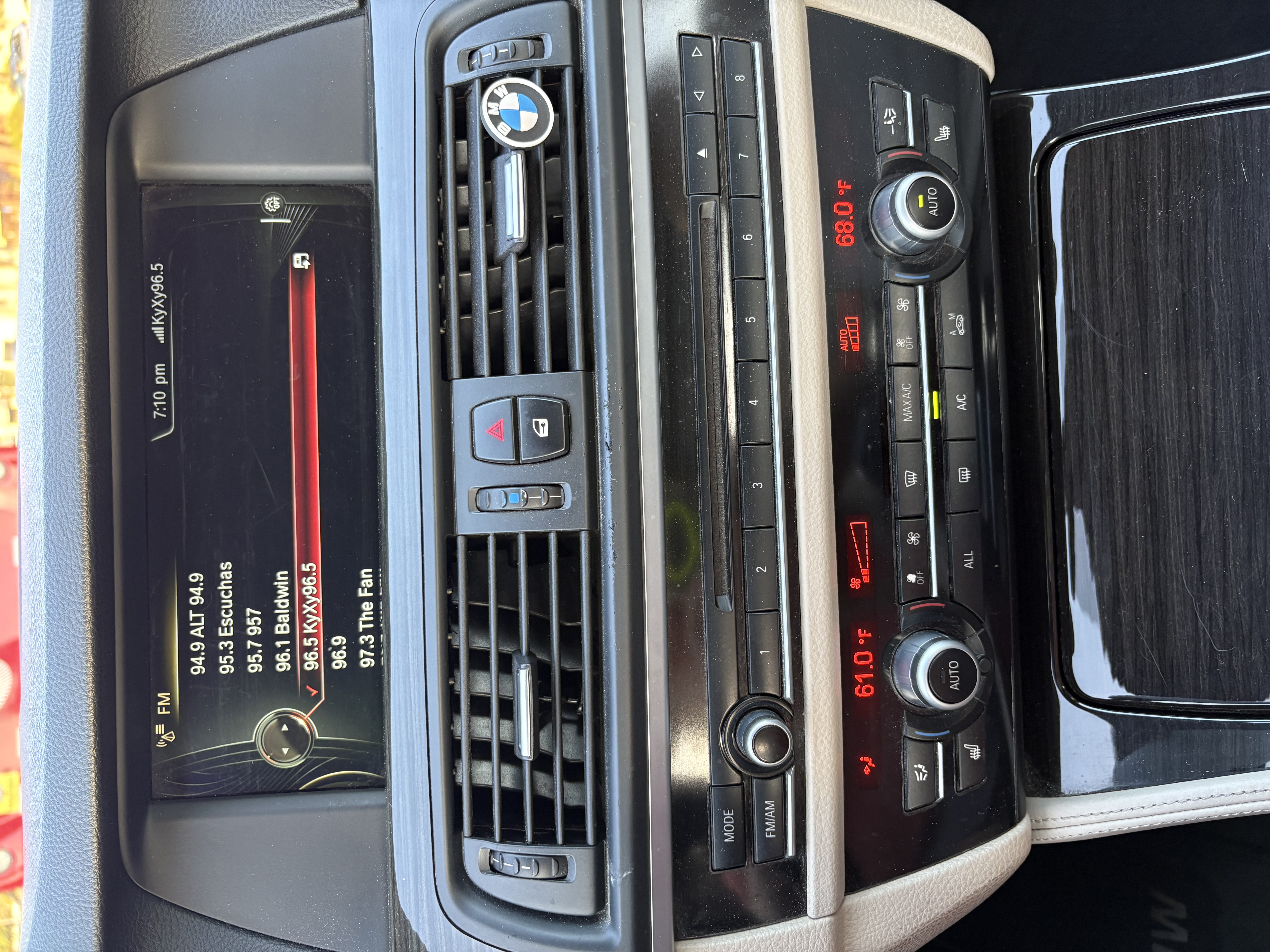 Used 2013 BMW 528i Sedan RWD image 29
