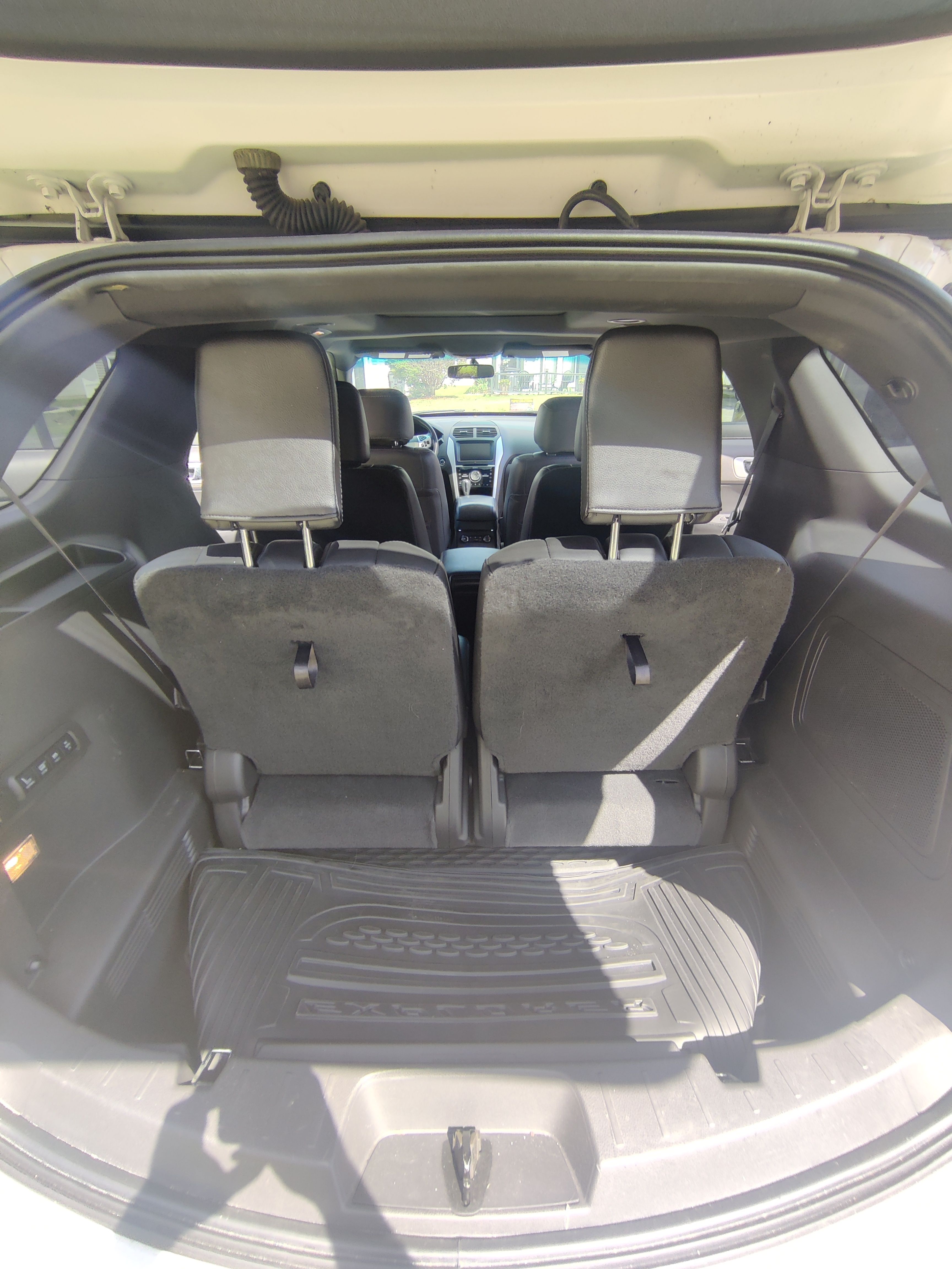 Used 2015 Ford Explorer Limited w/ Equipment Group 301A AWD/4WD image 4