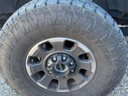 Used 2024 Ford F250 Lariat w/ Lariat Ultimate Package image 17