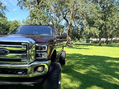 Used 2015 Ford F250 Lariat w/ Chrome Package AWD/4WD image 2