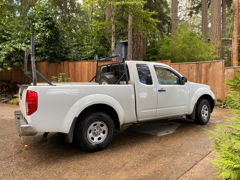Used 2016 Nissan Frontier S w/ S Preferred Package RWD image 6
