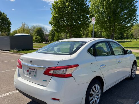 Used 2014 Nissan Sentra S FWD image 9