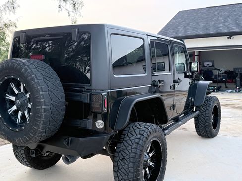 Used 2015 Jeep Wrangler Unlimited Sport w/ Quick Order Package 24S AWD/4WD image 15