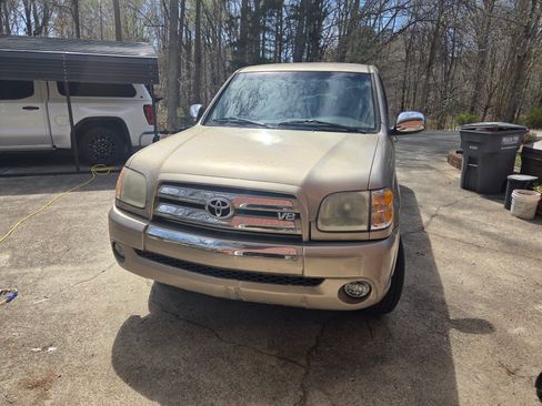 Used 2004 Toyota Tundra SR5 image 8