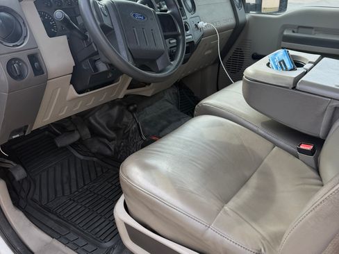 Used 2008 Ford F250 XL AWD/4WD image 5