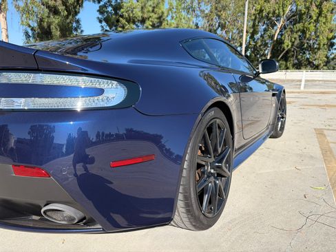 Used 2015 Aston Martin V8 Vantage GT image 10