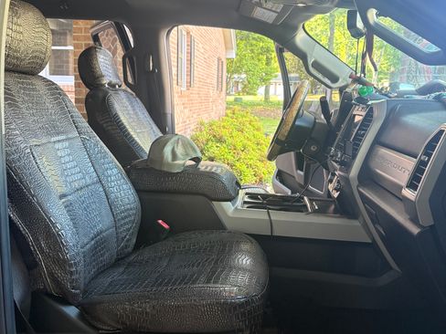 Used 2020 Ford F250 Lariat AWD/4WD image 5