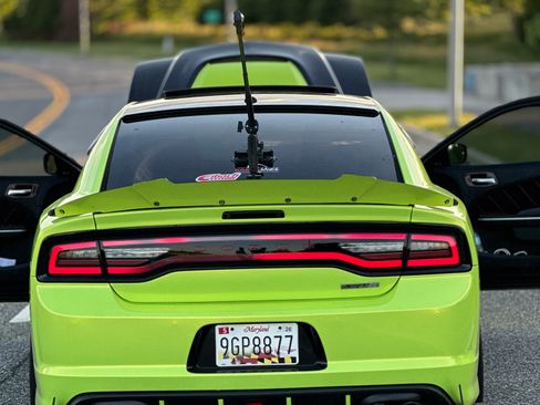 Used 2012 Dodge Charger SRT8 w/ Adaptive Cruise Control Group image 5