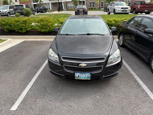 Used 2009 Chevrolet Malibu LT w/ HFV6 Engine Package FWD image 4