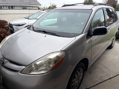 Used 2009 Toyota Sienna LE