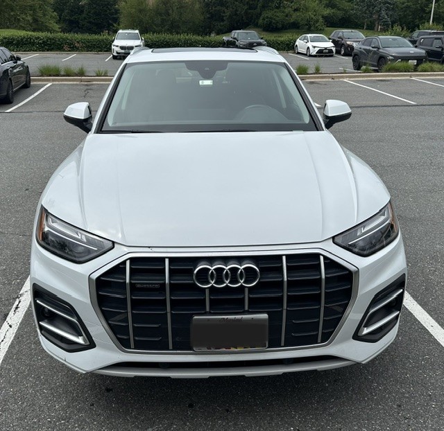 Used 2021 Audi Q5 2.0T Premium w/ Convenience Package AWD/4WD image 4