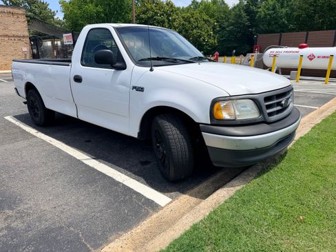 Used 2000 Ford F150 2WD Regular Cab image 1