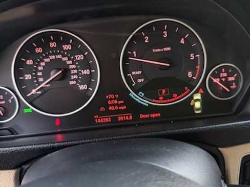 Used 2014 BMW 328d xDrive Sedan image 11