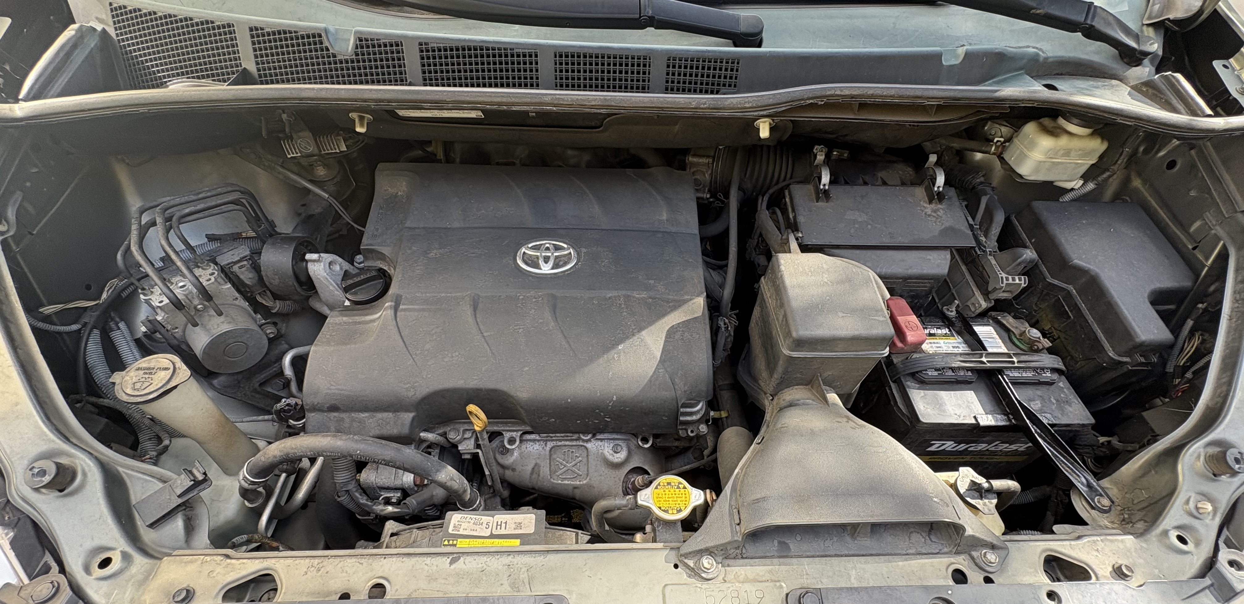 Used 2011 Toyota Sienna XLE FWD image 22