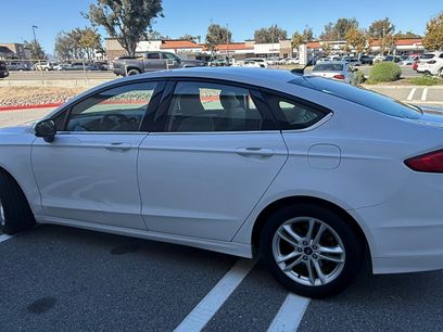 Used 2018 Ford Fusion SE w/ Fusion SE Technology Package