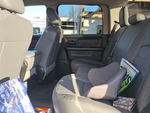 Used 2015 RAM 2500 Tradesman w/ Protection Group image 6