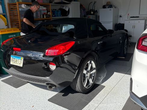 Used 2006 Pontiac Solstice Convertible w/ Premium Package image 6