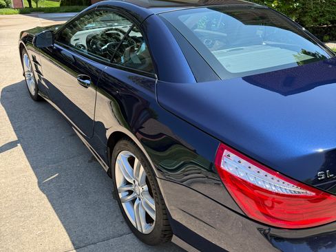 Used 2013 Mercedes-Benz SL 550 image 6