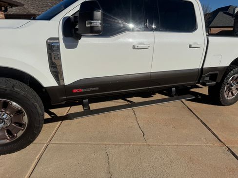 Used 2024 Ford F250 King Ranch image 4