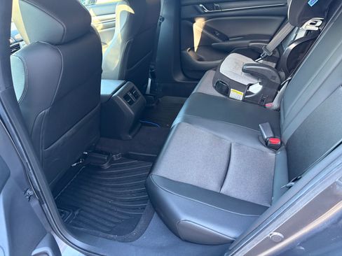 Used 2020 Honda Accord Sport image 5