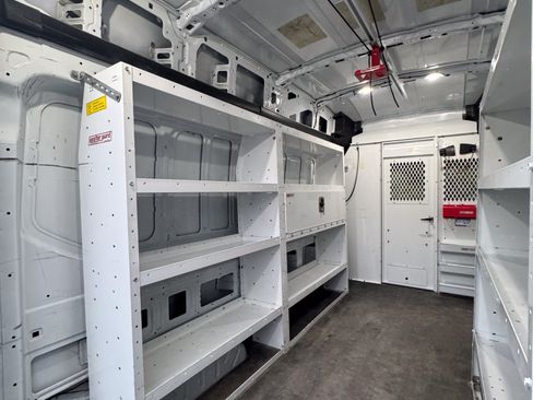 Used 2019 Ford Transit 250 148 High Roof image 8