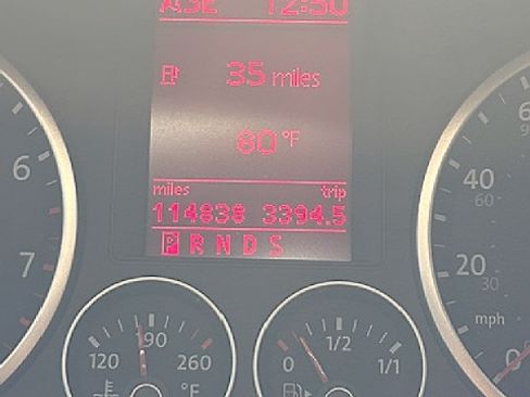 Used 2009 Volkswagen Tiguan SEL image 9