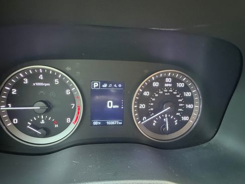 Used 2017 Hyundai Tucson Sport image 6