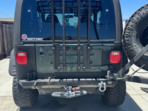 Used 2002 Jeep Wrangler Sahara AWD/4WD image 5