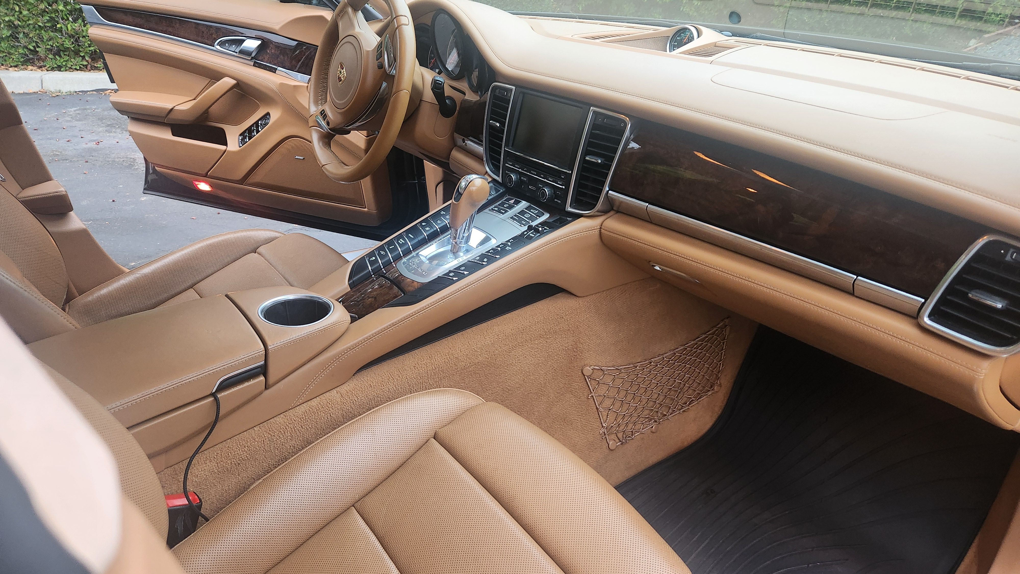 Used 2014 Porsche Panamera Turbo w/ Premium Package Plus AWD/4WD image 13