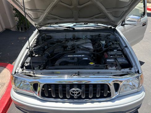 Used 2001 Toyota Tacoma 4x4 Double Cab image 2