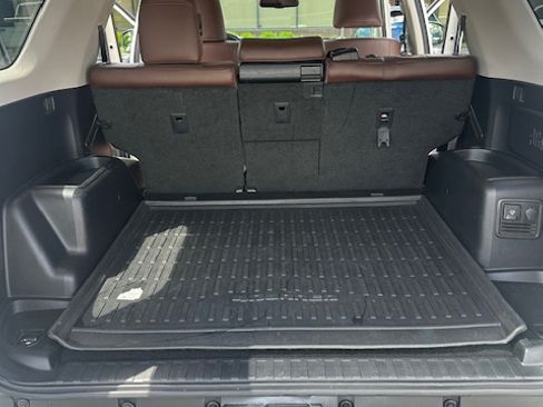 Used 2019 Toyota 4Runner Limited AWD/4WD image 15