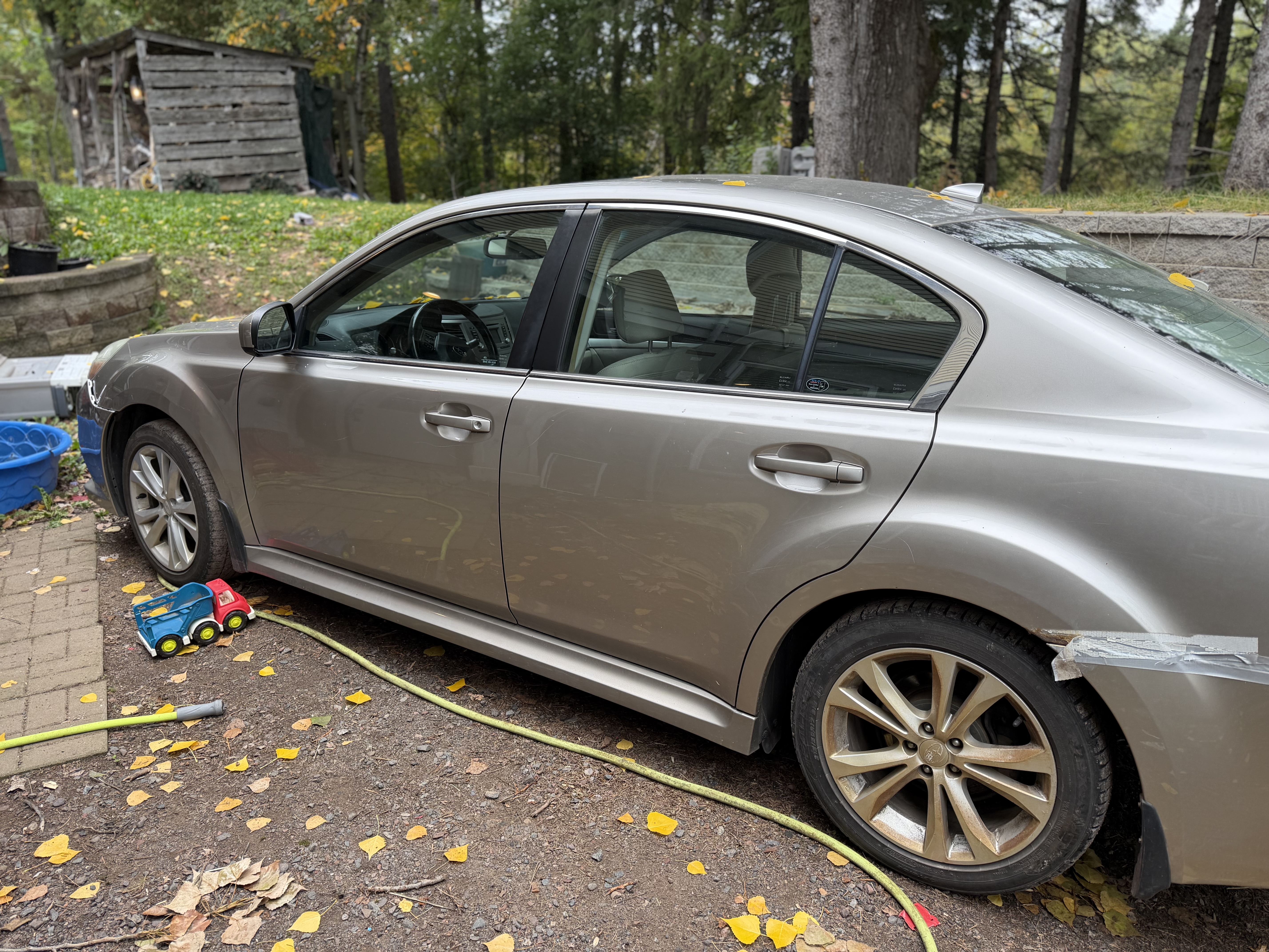 Used 2014 Subaru Legacy 2.5i Premium AWD/4WD image 12