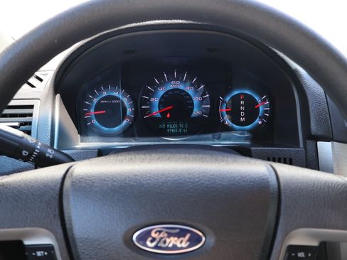 Used 2012 Ford Fusion SE FWD image 11