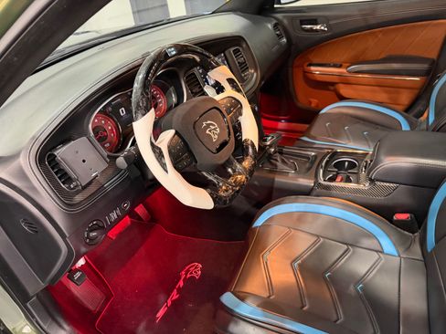 Used 2022 Dodge Charger SRT Hellcat RWD image 17
