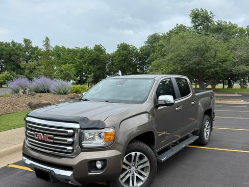 Used 2016 GMC Canyon SLT w/ Driver Alert Package AWD/4WD image 17