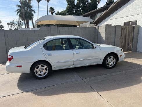 Used 2001 INFINITI I30 image 5