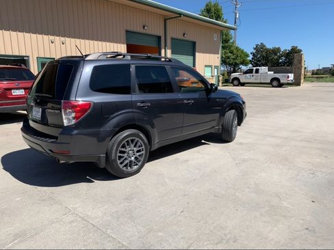 Used 2009 Subaru Forester 2.5X Limited image 4