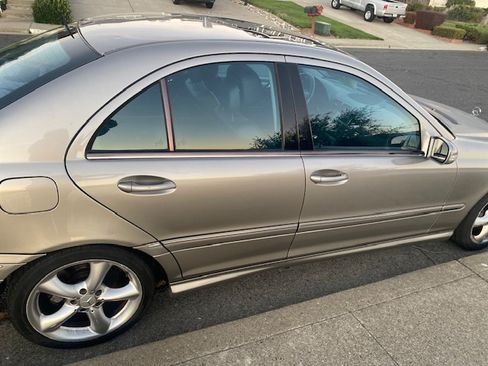 Used 2006 Mercedes-Benz C 230 Sedan image 5