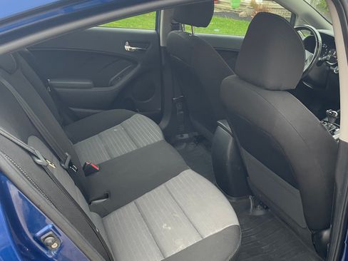 Used 2018 Kia Forte S w/ S Technology Plus Package image 17